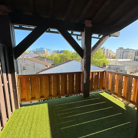 דירה Joli T3 Duplex Compans Cafarelli